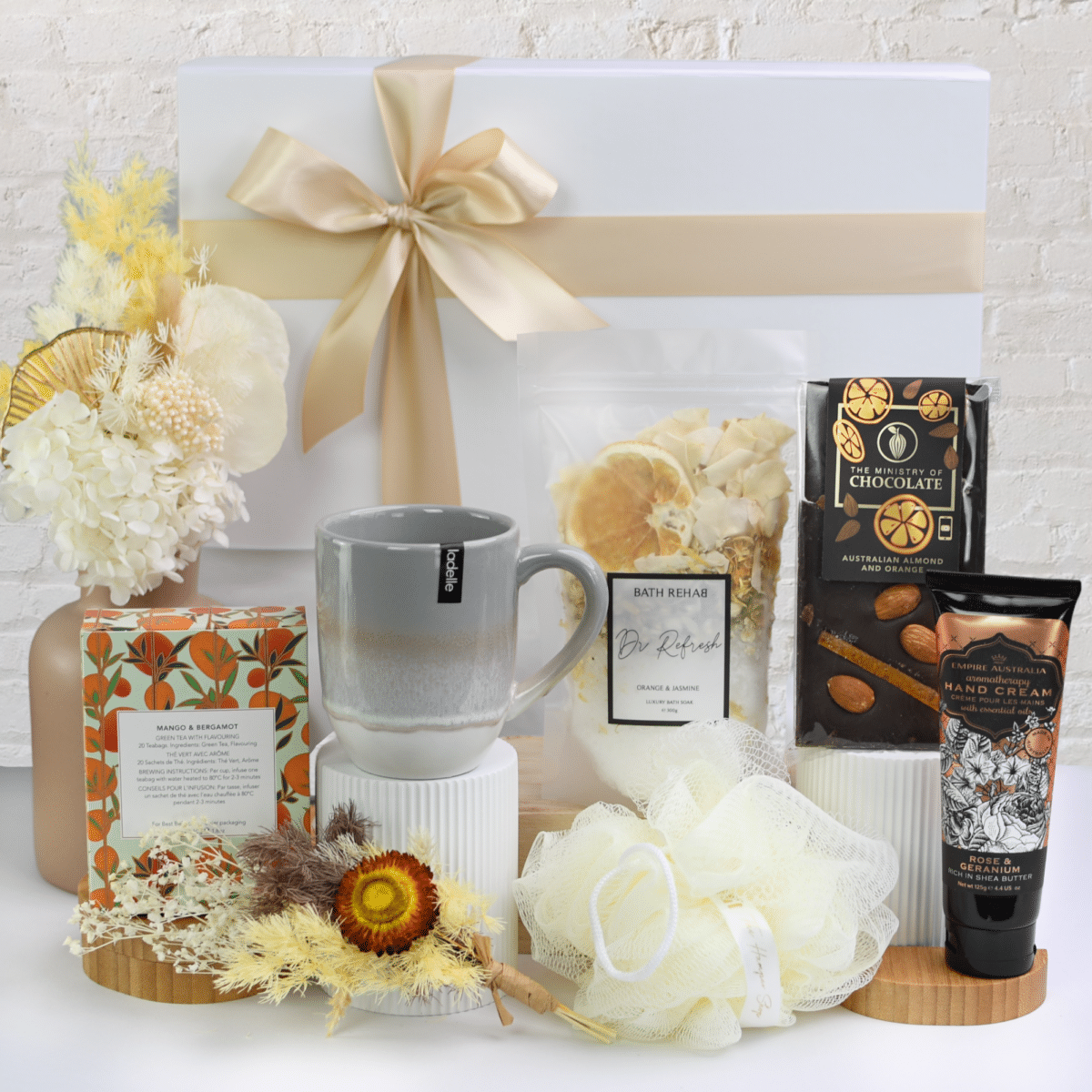 Gift Hampers For Her Luxury Blooms & Hampers Rockhampton Gift Hampers