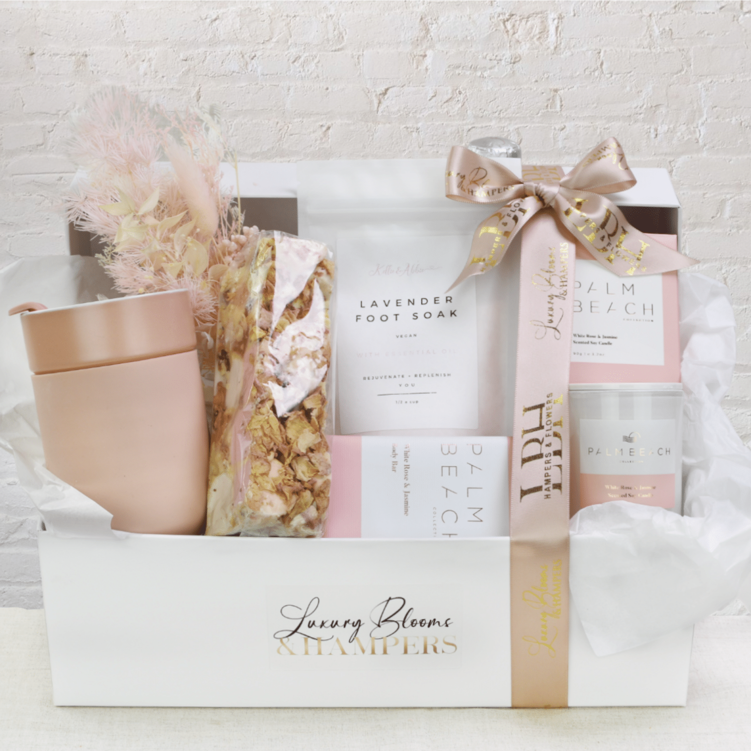 Gift Hampers For Her Luxury Blooms & Hampers Rockhampton Gift Hampers