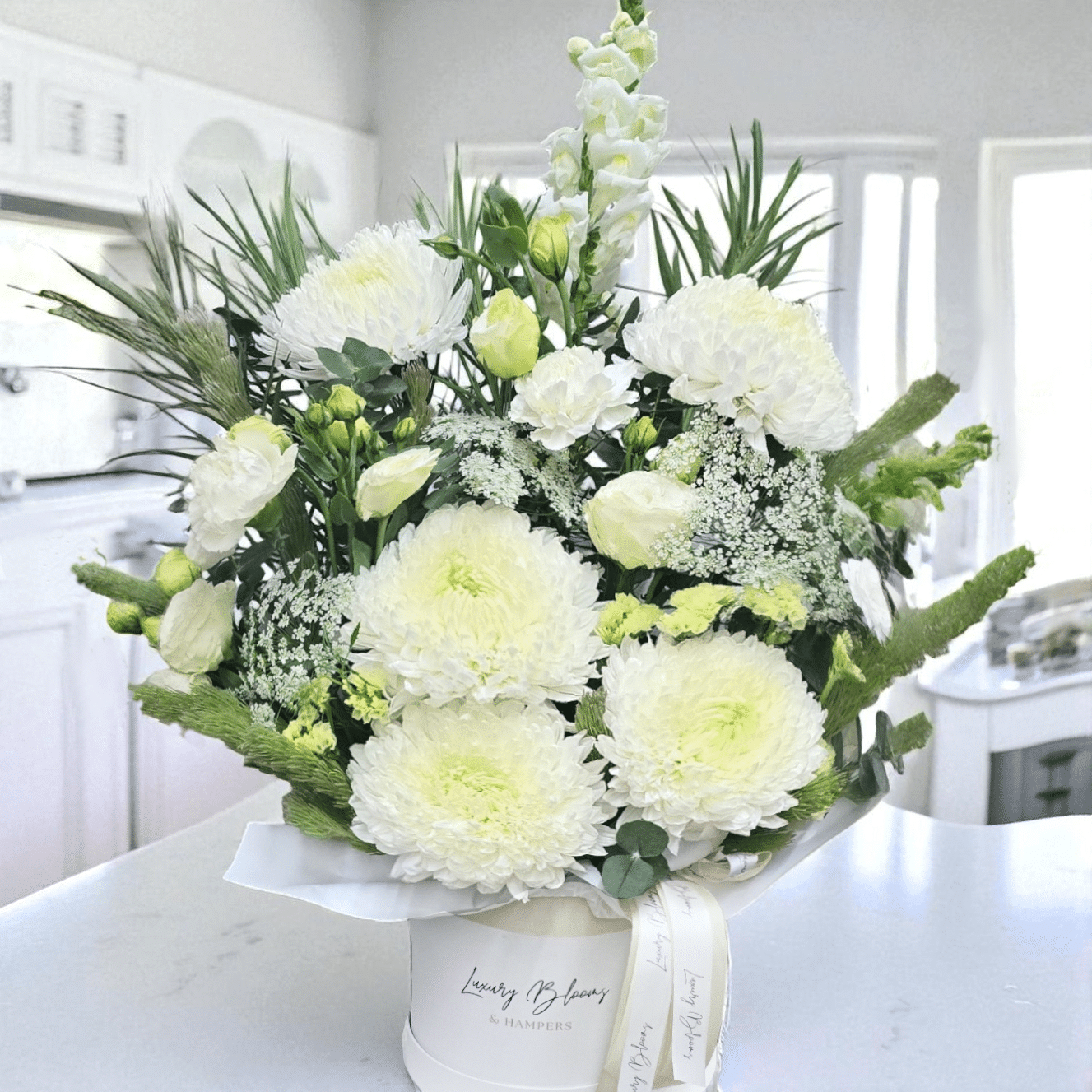 20250908_125746-10 1 - Luxury Blooms & Hampers