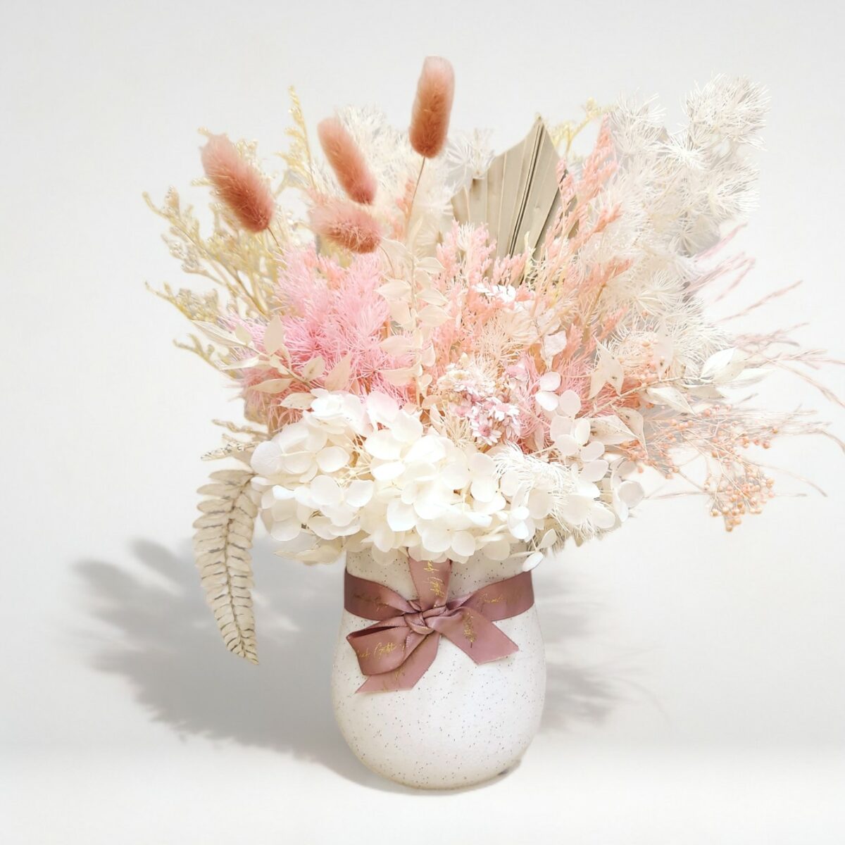 Flowers and Gift Hampers delivered same day in Rockhampton